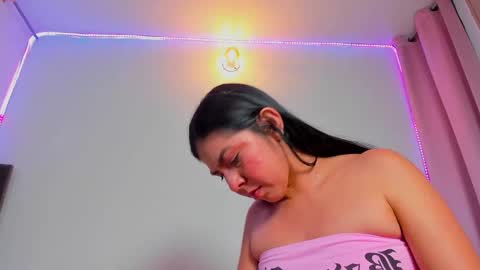 Snapshot of imdayaadams chatting on 03-01-25, 06:24 Dayana  online show from 03-01-25, 06:24