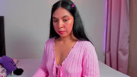 Snapshot of imdayaadams chatting on 10-12-25, 02:21 Dayana  online show from 10-12-25, 02:21