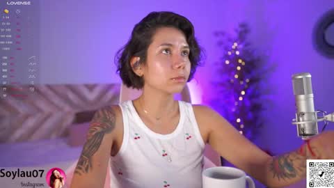 Snapshot of imjess_ chatting on 10-23-25, 02:22 imjess_ online show from 10-23-25, 02:22