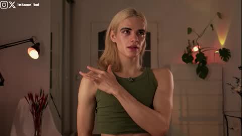 Snapshot of imkawaiiboi chatting on 09-09-25, 09:14 sasha hethey online show from 09-09-25, 09:14