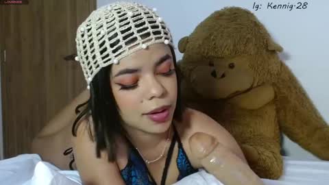 Snapshot of imkenia28 chatting on 09-09-25, 05:34 Kenia 3 online show from 09-09-25, 05:34