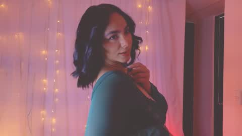 Snapshot of imleana chatting on 03-02-26, 08:04 Leana online show from 03-02-26, 08:04