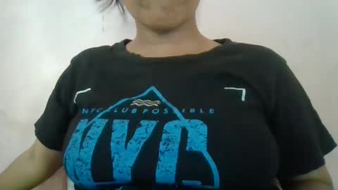 Snapshot of imlovelyrose chatting on 01-31-25, 09:16 ROSE online show from 01-31-25, 09:16