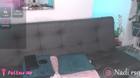 Snapshot of imnadiaroses chatting on 03-02-25, 06:37 Nadia online show from 03-02-25, 06:37