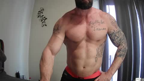 Snapshot of imnewherelollol chatting on 02-18-25, 01:55 Majordadbod101 online show from 02-18-25, 01:55