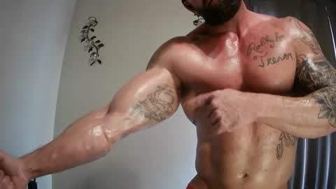 Snapshot of imnewherelollol chatting on 02-25-25, 04:00 Majordadbod101 online show from 02-25-25, 04:00