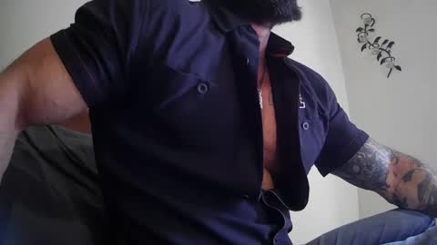 Snapshot of imnewherelollol chatting on 09-09-25, 02:27 Majordadbod101 online show from 09-09-25, 02:27