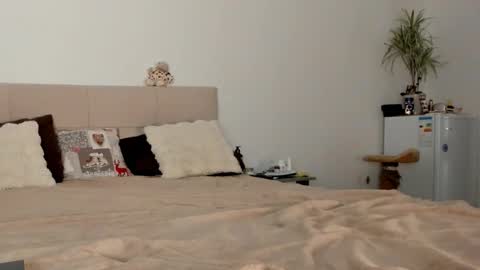 my name Imo  Fansly  online show from 01-17-26, 04:43