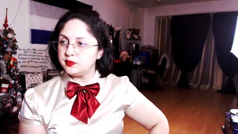 Snapshot of imperatrizasado chatting on 12-09-24, 04:15 Empress online show from 12-09-24, 04:15