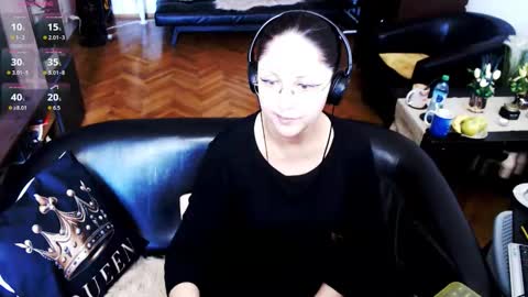 Empress online show from 04-05-26, 11:51