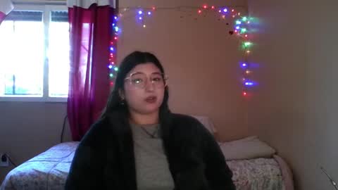 Florencia online show from 04-23-26, 05:04