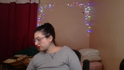 Snapshot of imsohornydacom chatting on 05-28-26, 10:51 Florencia online show from 05-28-26, 10:51