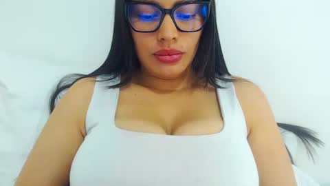 imsweetlips online show from 05-03-26, 07:42