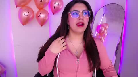 Snapshot of imvioleth chatting on 02-17-26, 06:10 Violeth online show from 02-17-26, 06:10