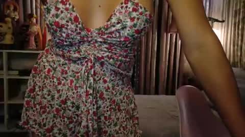 Snapshot of imyourkesiah chatting on 11-21-25, 05:39 yourBabyKESIAH online show from 11-21-25, 05:39