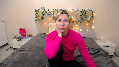 incredible_ariela online show from 02-21-25, 01:00