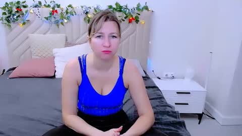 incredible_ariela online show from 10-06-25, 08:45