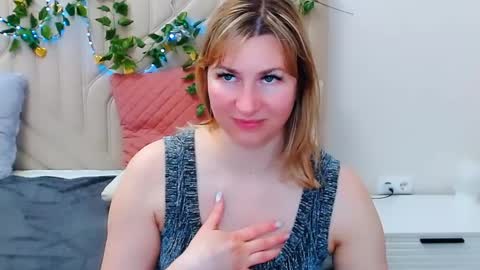 incredible_ariela online show from 04-11-26, 12:37