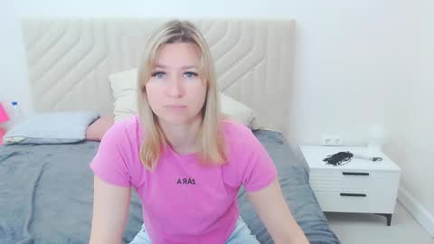 incredible_ariela online show from 06-02-26, 06:37