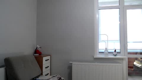 Della online show from 02-09-25, 10:09