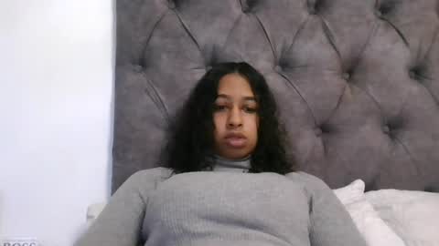 Snapshot of indanbella19 chatting on 08-05-26, 04:48 indanbella19 online show from 08-05-26, 04:48