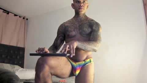 Snapshot of independent_project chatting on 02-23-25, 04:35 Jacobo online show from 02-23-25, 04:35