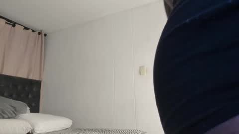 Snapshot of independent_project chatting on 03-05-25, 06:44 Jacobo online show from 03-05-25, 06:44