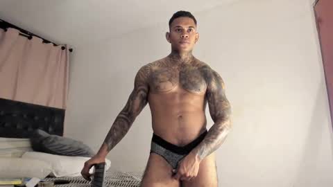 Snapshot of independent_project chatting on 03-11-25, 09:02 Jacobo online show from 03-11-25, 09:02