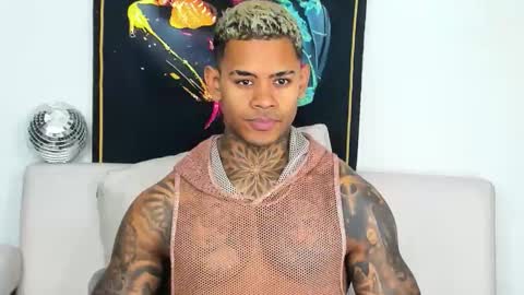 Snapshot of independent_project chatting on 01-12-26, 08:30 Jacobo online show from 01-12-26, 08:30