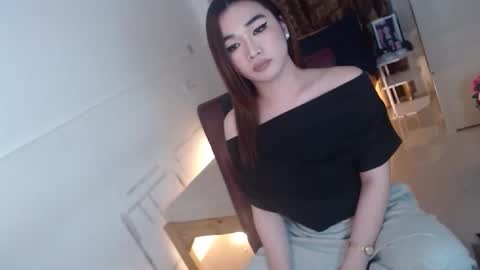 indestructabletrixie online show from 02-24-26, 03:37