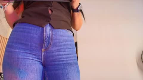 Indi Catalina online show from 09-12-25, 12:16