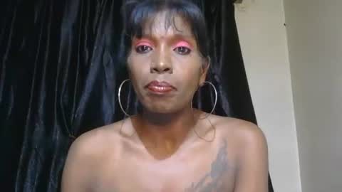 Snapshot of indian_blossom chatting on 01-06-25, 09:32 Denise online show from 01-06-25, 09:32