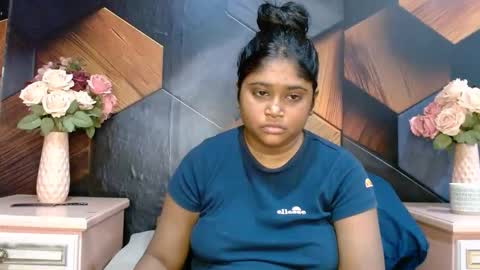 Snapshot of indian_rimmelx chatting on 04-28-26, 02:27 Melz online show from 04-28-26, 02:27
