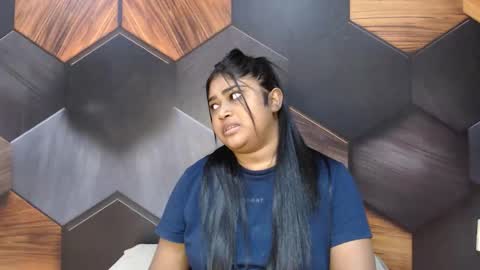 Snapshot of indian_rimmelx chatting on 05-23-26, 06:40 Melz online show from 05-23-26, 06:40