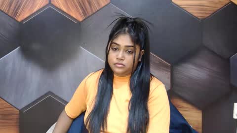Snapshot of indian_rimmelx chatting on 05-28-26, 07:49 Melz online show from 05-28-26, 07:49