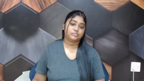 Melz online show from 06-15-26, 06:37