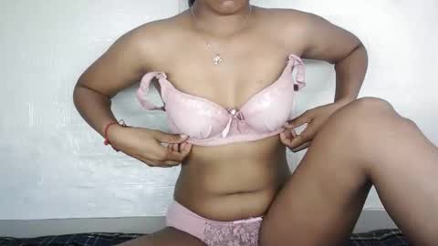 Snapshot of indian_saanvi chatting on 05-27-26, 06:10 Saanu online show from 05-27-26, 06:10