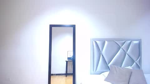 Snapshot of indian_whore18 chatting on 02-14-25, 03:43 indian_whore18 online show from 02-14-25, 03:43