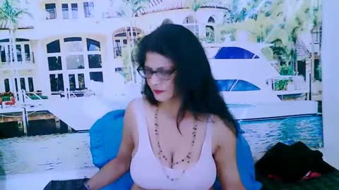 Femiez online show from 01-18-25, 06:45