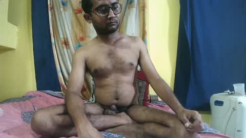 Snapshot of indiancumking chatting on 01-12-25, 12:44 inindiancumking online show from 01-12-25, 12:44