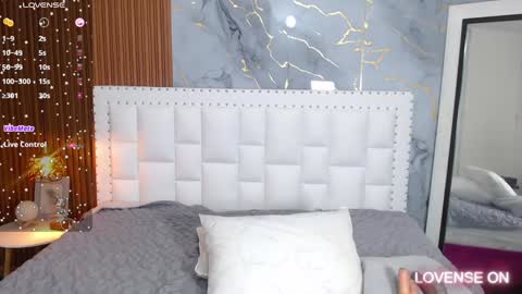 Snapshot of indiancutiie chatting on 01-08-25, 08:18 LITTLE AINHOA online show from 01-08-25, 08:18