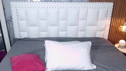 Snapshot of indiancutiie chatting on 03-12-25, 07:49 LITTLE AINHOA online show from 03-12-25, 07:49