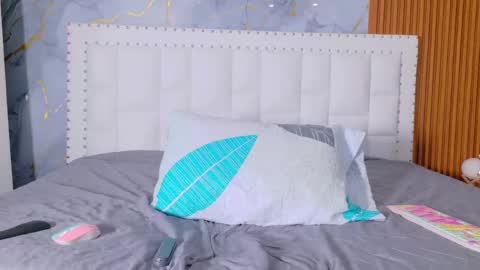 Snapshot of indiancutiie chatting on 10-07-25, 07:22 LITTLE AINHOA online show from 10-07-25, 07:22