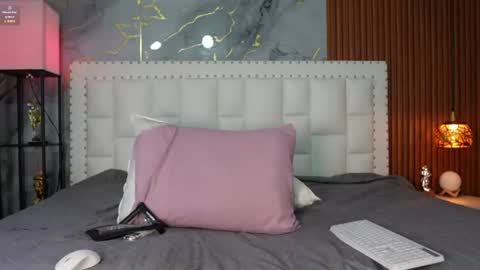 LITTLE AINHOA  online show from 07-29-26, 07:45