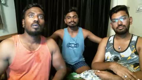 Snapshot of indiandesiguys2023 chatting on 09-08-25, 05:01 indian guys for you online show from 09-08-25, 05:01