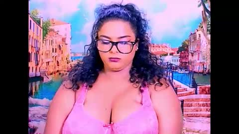 Snapshot of indianfairy4u chatting on 12-18-25, 08:59 natasha online show from 12-18-25, 08:59