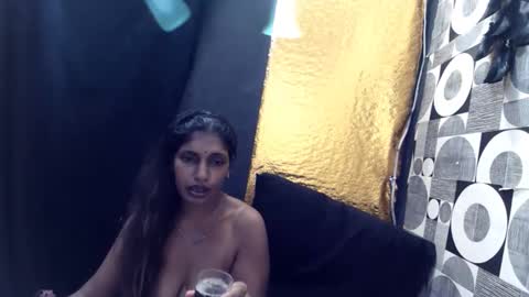 indianhoneyx online show from 03-28-26, 06:40