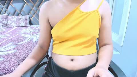 Snapshot of indiankittey chatting on 05-15-26, 10:33 indiankittey online show from 05-15-26, 10:33