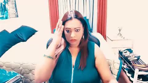 Amy online show from 04-06-26, 01:25