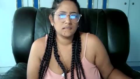 Snapshot of indianplaygal69 chatting on 02-24-25, 12:26 Indianpalgal69 online show from 02-24-25, 12:26